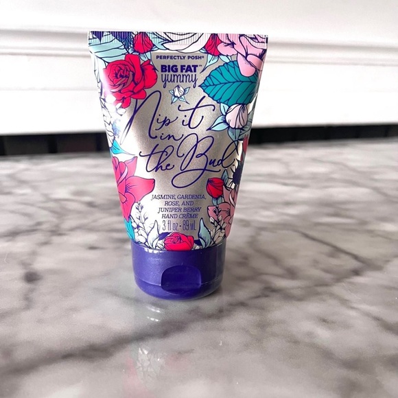 Perfectly Posh~Nip it in the Bud BFYHC~ Brand New & Sealed - Picture 2 of 3